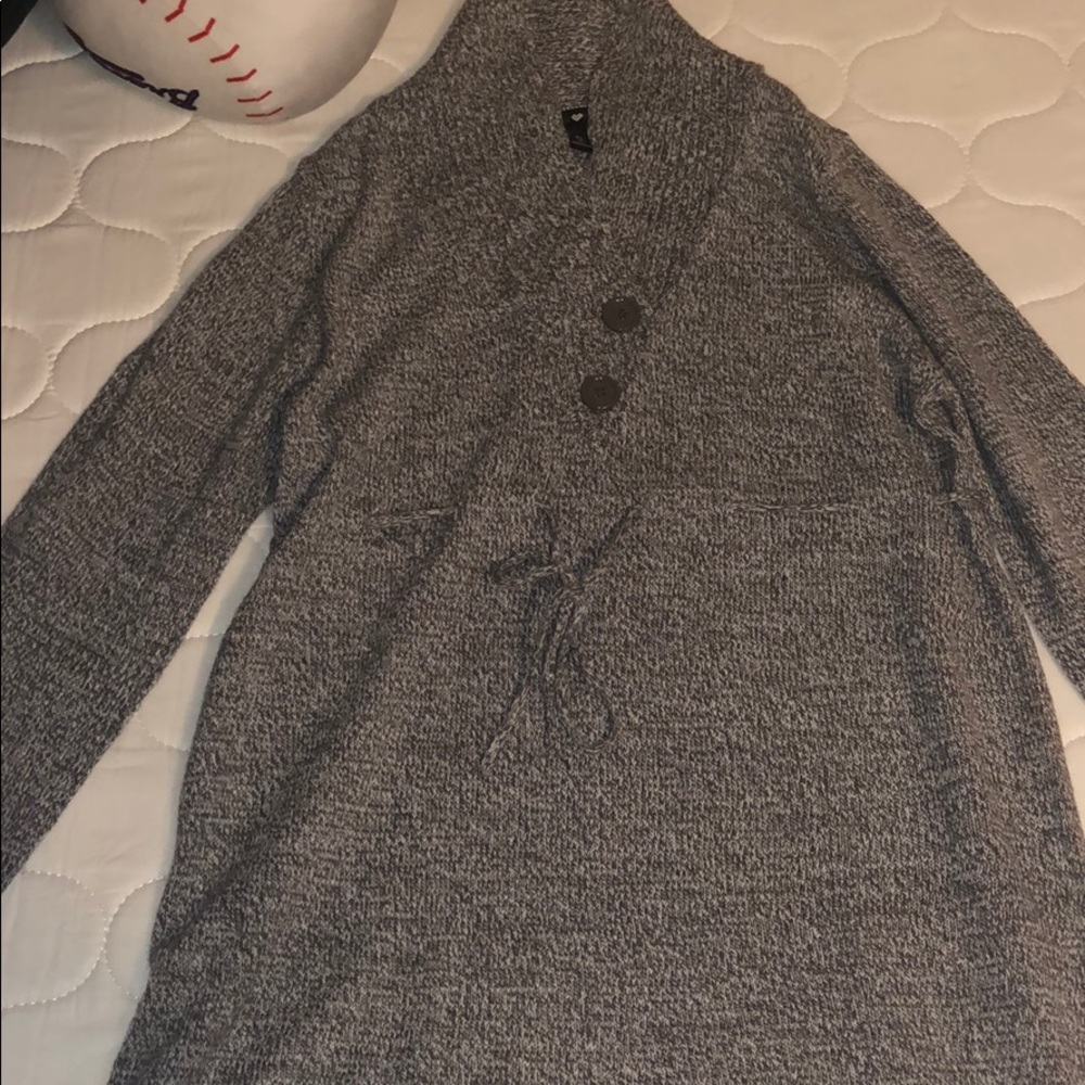 Maternity sweater